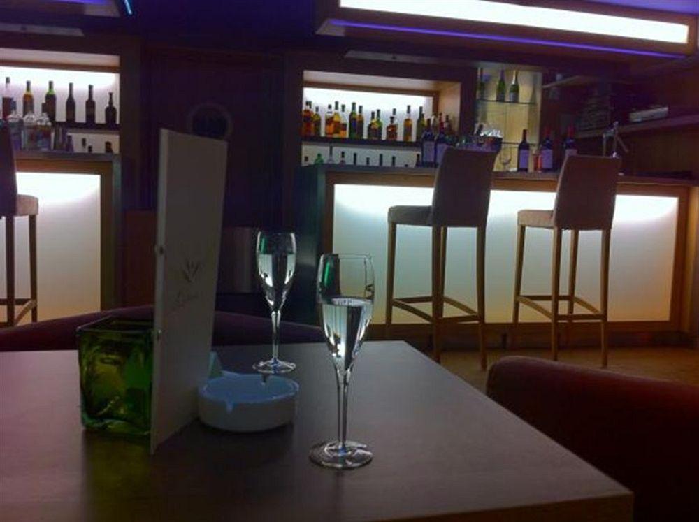 Hotel Olivier Штрассен Экстерьер фото