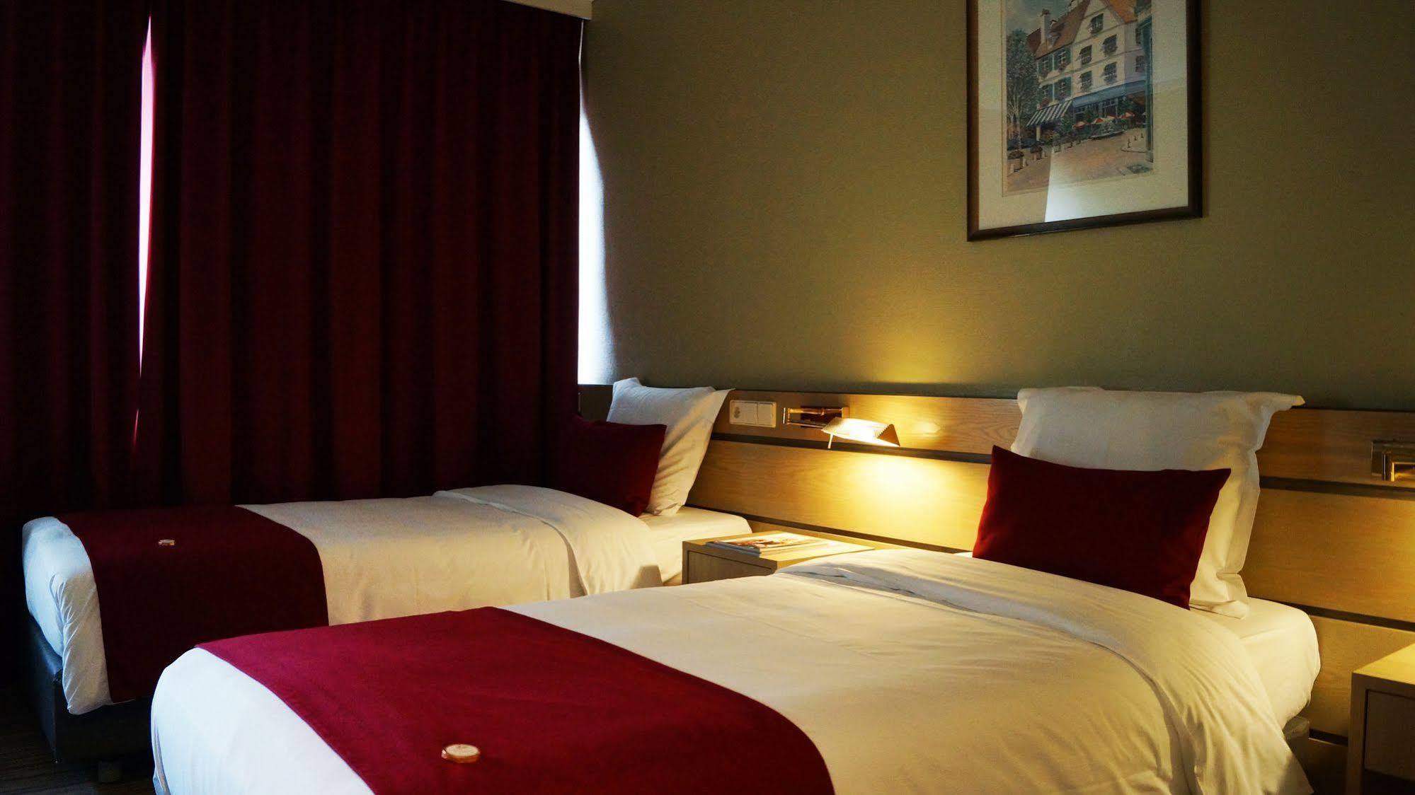 Hotel Olivier Штрассен Экстерьер фото